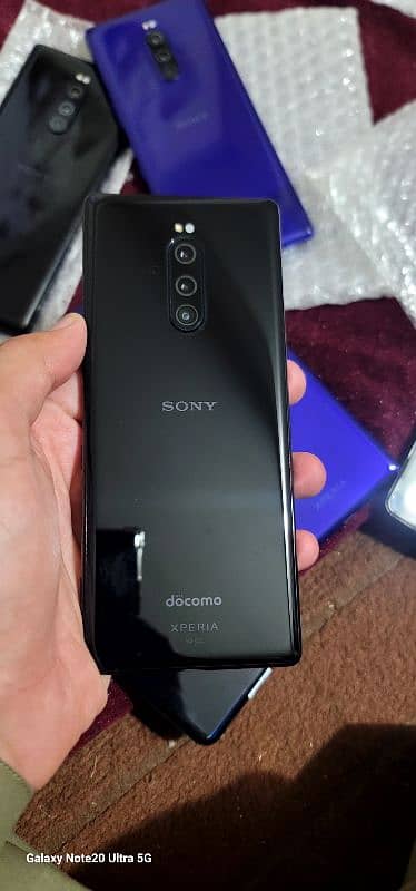 Sony xperia. 1 . . . 6/64. 5