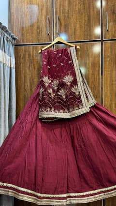 BATIKstudio - Gorgeous Heavy Formal Wedding Dress in Reddish Mahorn.