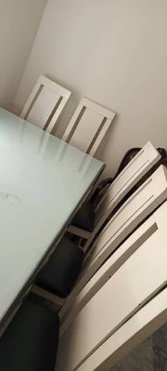 Dinning table