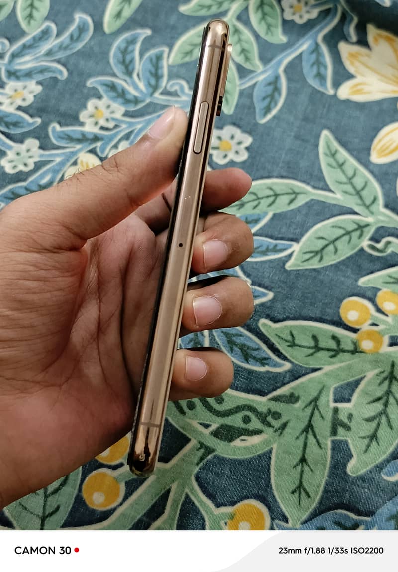 Iphone XS goldd 2