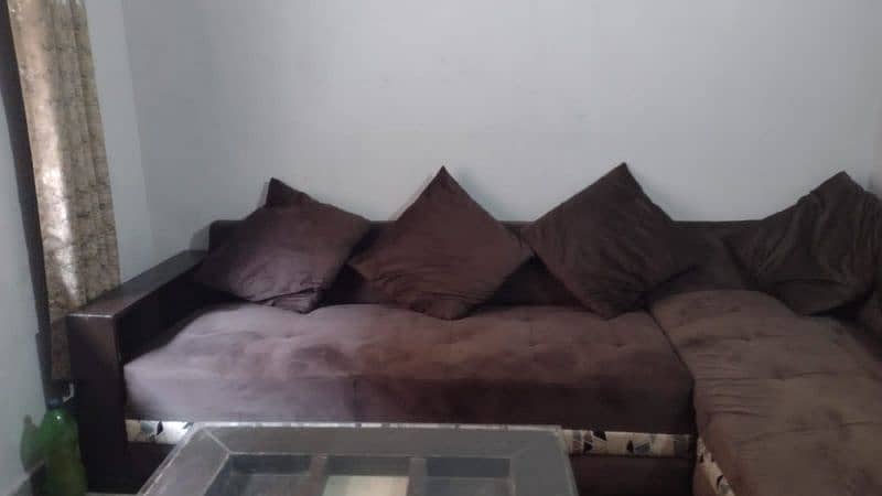 L shape sofa 0