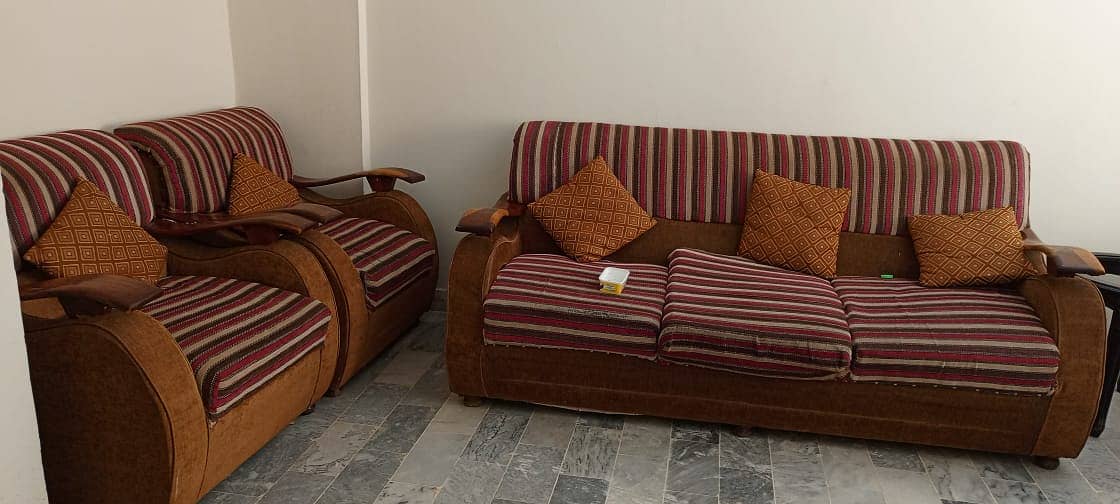 Sofa set 5 seater 3