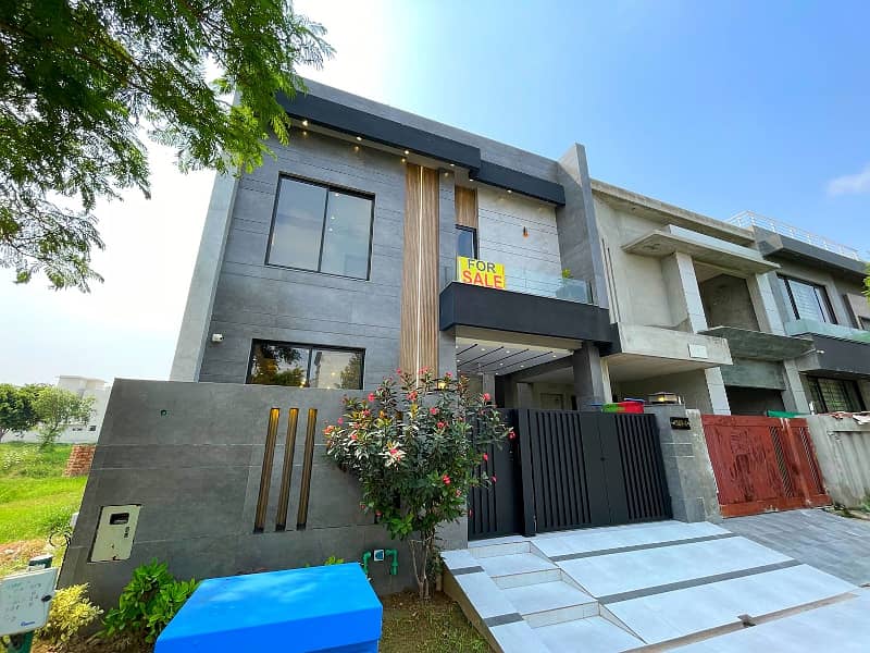 5 Marla Luxury House Available For sale In DHA Phase 9 Town Lahore 1