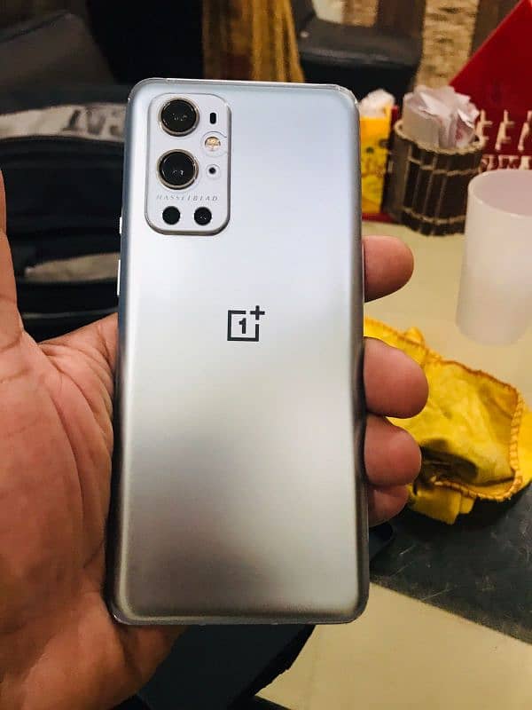 OnePlus 9 pro 12+12/256 Just like new 2