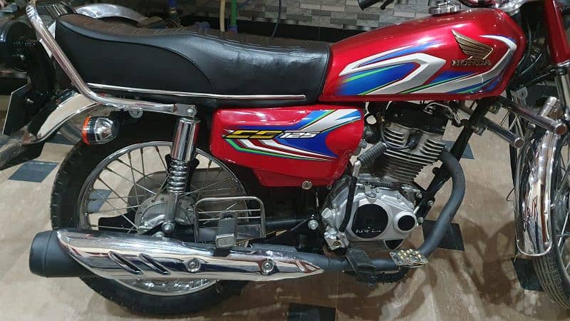 Honda CG 125 2022 all Punjab no 175 bilkul fnf  exchange possible 11