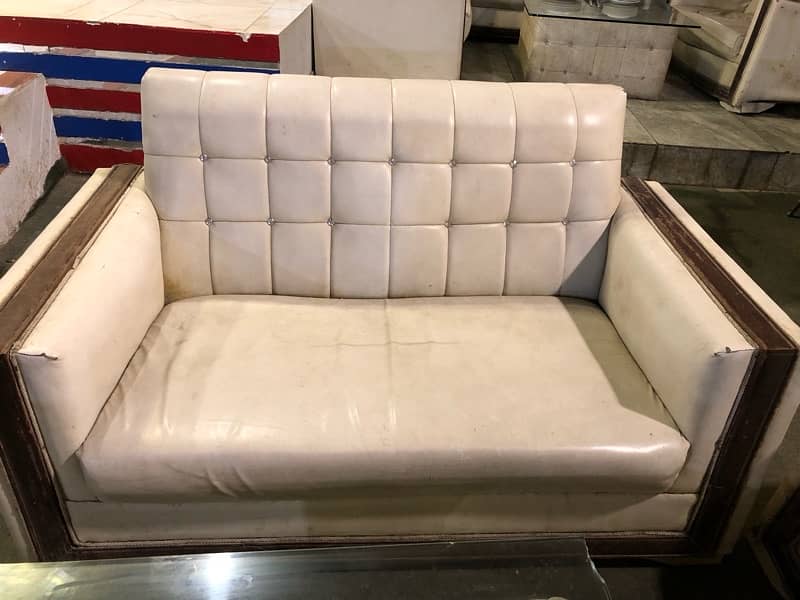 sofa seat of 2, 16 pieces, per sofa 10,000 1