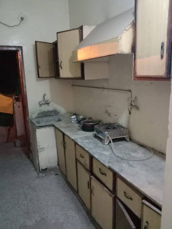 1st floor upper portion for rent in I-10 1