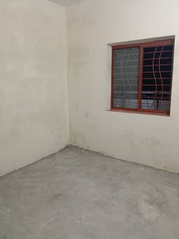 1st floor upper portion for rent in I-10 3