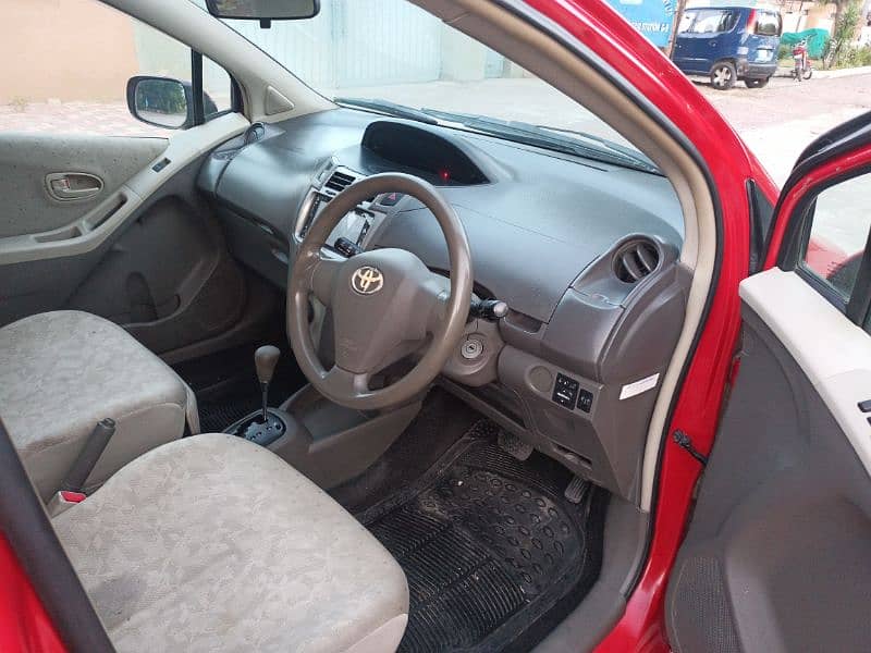 Toyota Vitz 2010 8