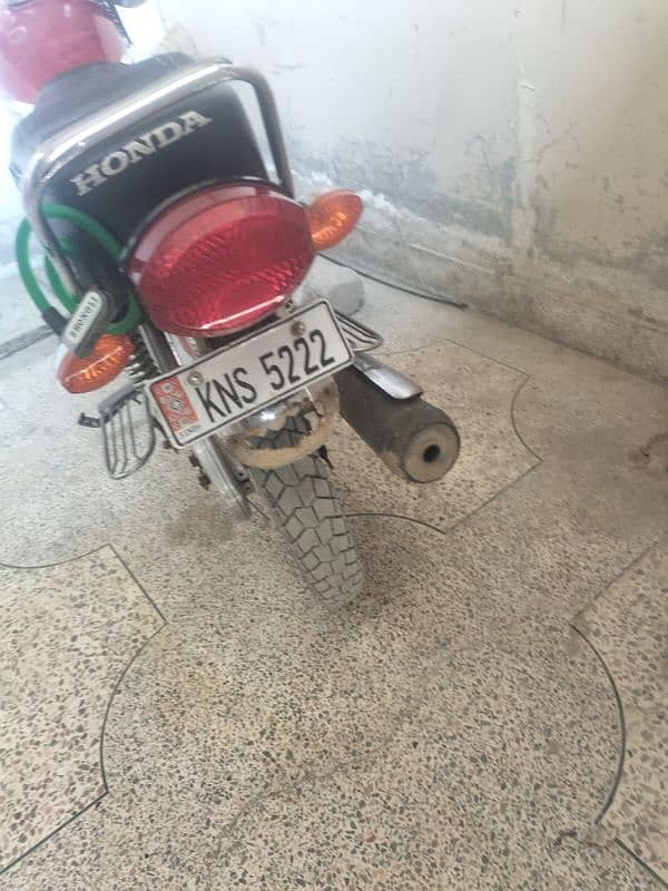 all okk ha Bhai 125 bs 3rd gher ka kaam ha wo engine open ho ka Hoga 12