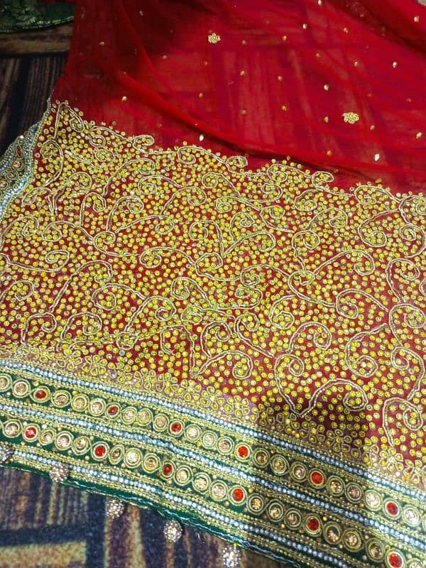 bridal lehenga||wedding lehenga condition is new 1 time use 4