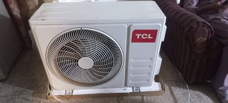 TCL D. C Inverter 1.5 ton 10