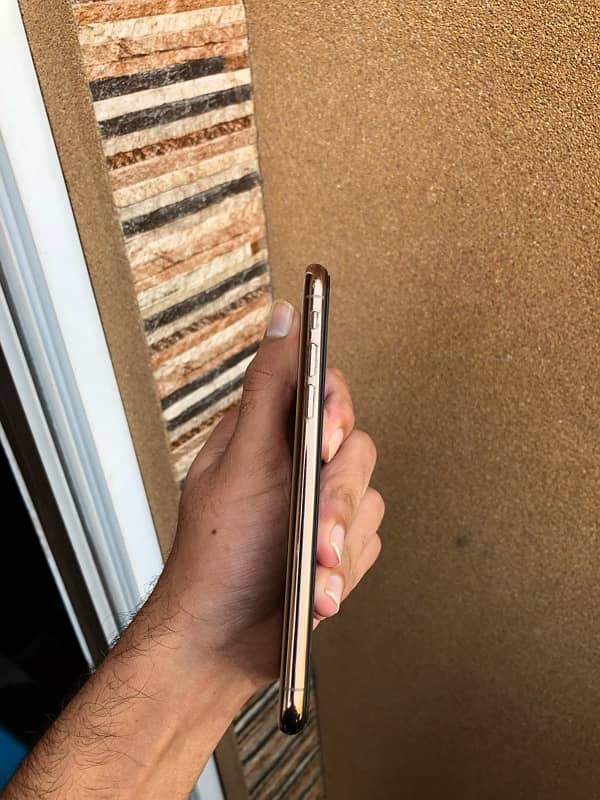 iphone xs 64 gb PTA 2