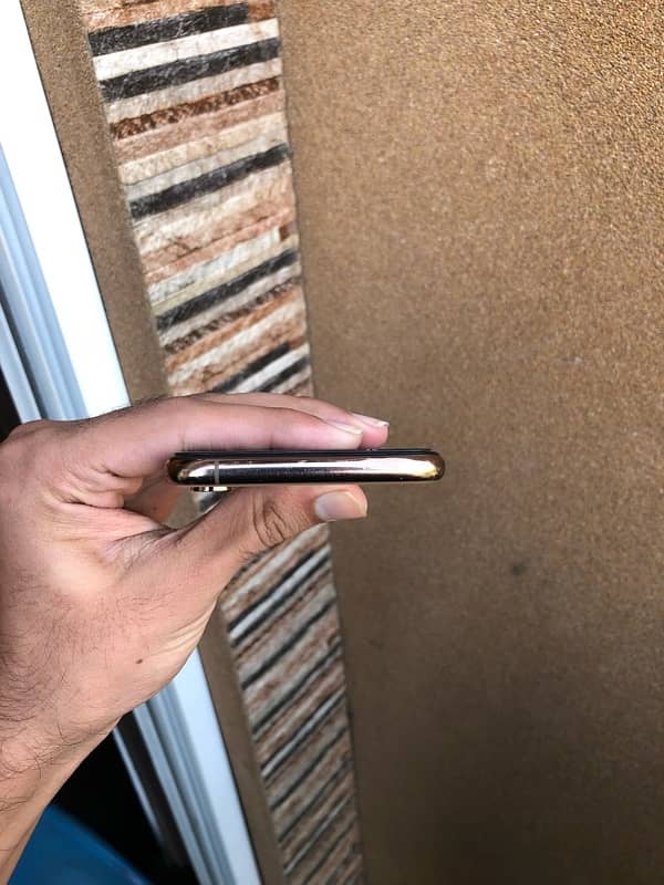 iphone xs 64 gb PTA 3