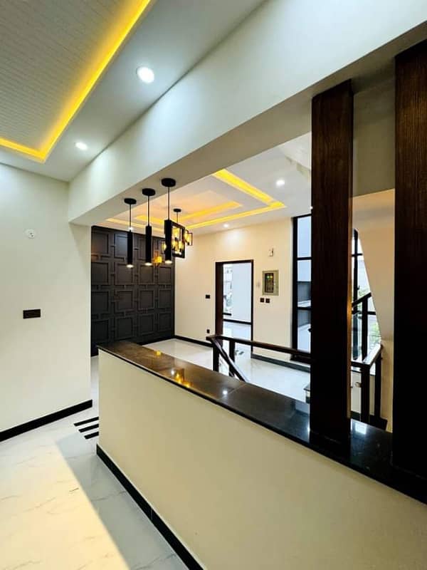 BRAND NEW 5 MARLAS HOUSE AVAILABLE FOR RENT SECTOR D BLOCK CC BAHRIA TOWN LAHORE 4