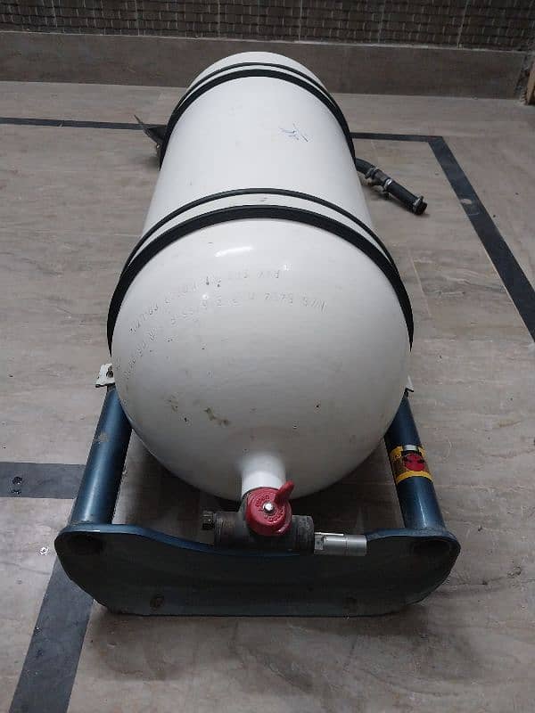 Genuine CNG Cylinder with Complete Kit for Sale 0