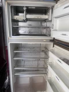 dawalance fridge large size good condition