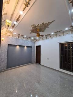 BRAND NEW 5 MARLAS HOUSE AVAILABLE FOR RENT SECTOR D BLOCK BB BAHRIA TOWN LAHORE