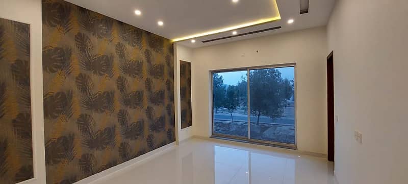 BRAND NEW 10 MARLAS HOUSE AVAILABLE FOR RENT SECTOR C BLOCK JASMINE BAHRIA TOWN LAHORE 4