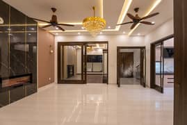 BRAND NEW 10 MARLA HOUSE AVAILABLE FOR SALE IN SECTOR C BLOCK JASMINE BAHRIA TOWN LAHORE