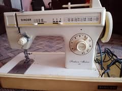 Singer fashion maker machine