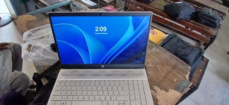 Hp pavilion laptop Urgent sell 2