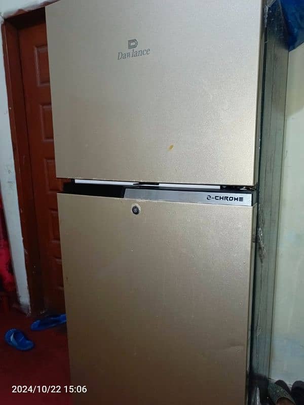 Dawlance Fridge 10/9 good condition 4