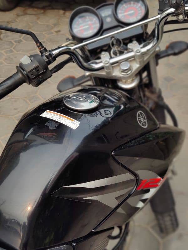 AoA main apni bike Yamaha ybr g sale Karna cahta Hun urgent Black 11