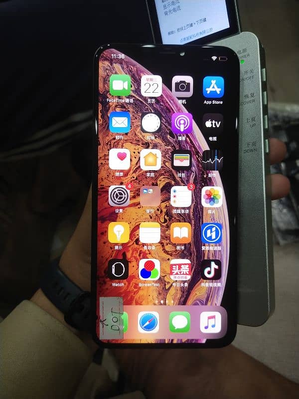 Iphone XSMAX pullout LCD 4