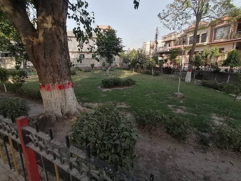 Residential Plot Of 1 Kanal Is Available For sale In Marghzar Officers Colony 0