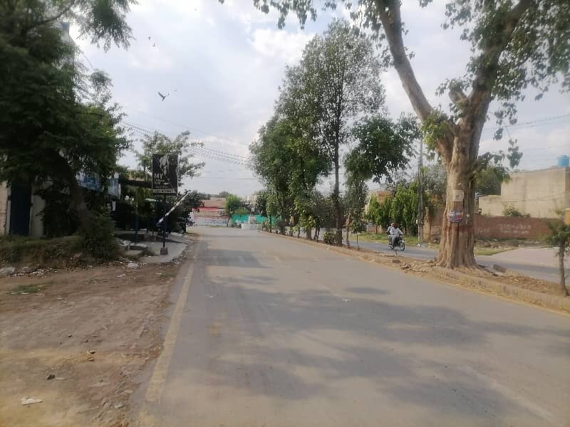 Residential Plot Of 1 Kanal Is Available For sale In Marghzar Officers Colony 1