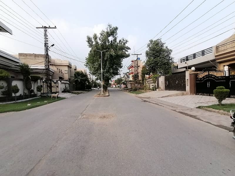 Residential Plot Of 1 Kanal Is Available For sale In Marghzar Officers Colony 12