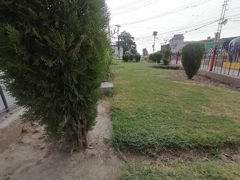 Residential Plot Of 1 Kanal Is Available For sale In Marghzar Officers Colony 13