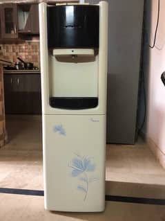 TCL WATER DISPENSER