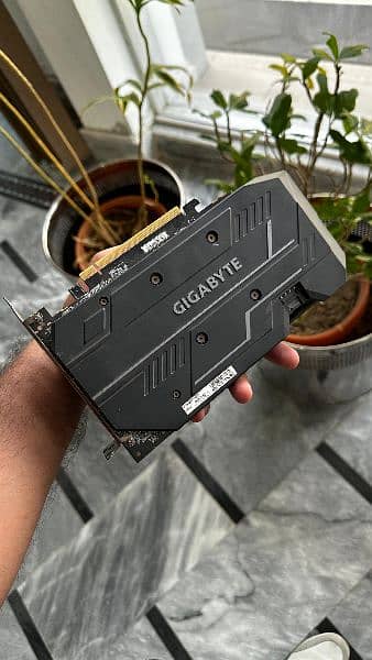 Gigabyte GEFORCE 1660 super 6gb 2