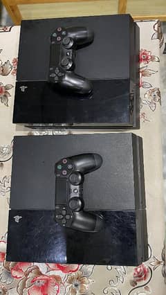 2 Playstation 4 with wireless controller 0