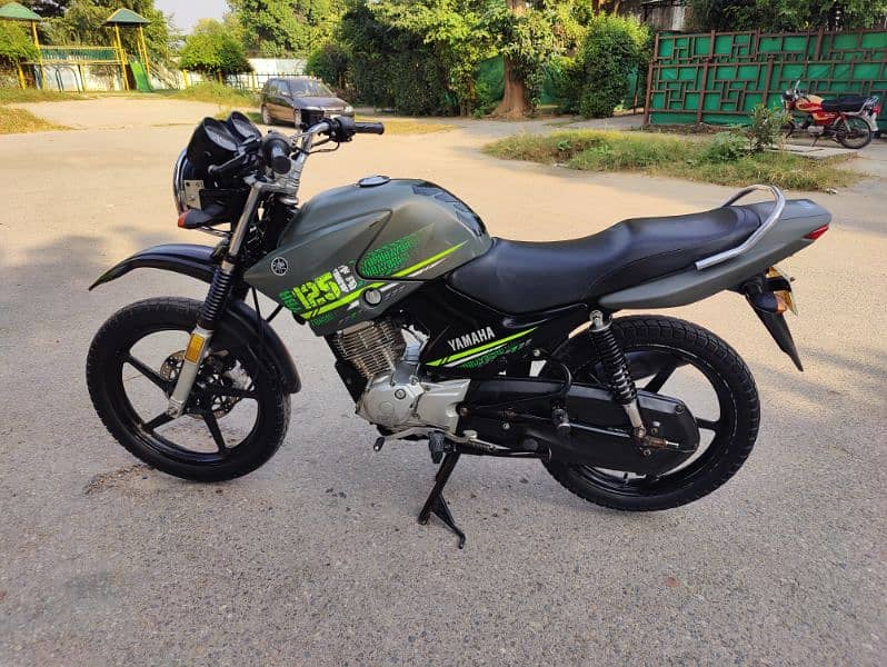 YBR 125-G , Special Edition 2022 4