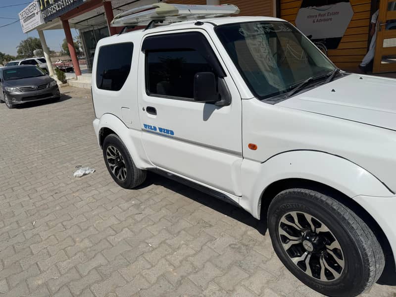 Suzuki Jimny 2011 2