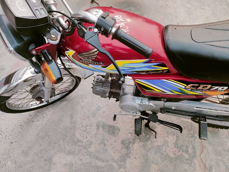 Honda CD 70 2021 3