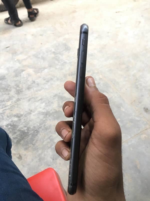 IPhone 8 Plus 64 gb 3