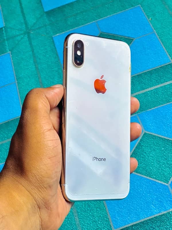 IPHONE X 256GB PTA 1