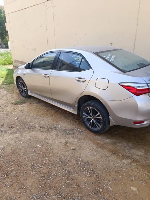 Toyota Corolla Altis 2018 3