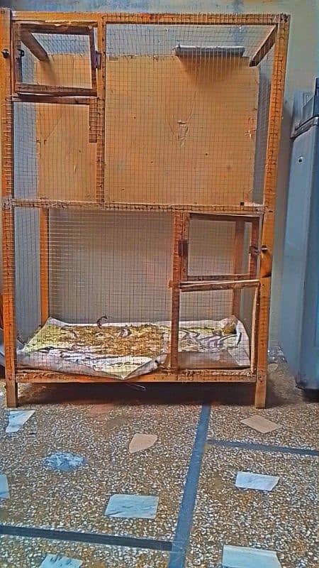 cage available condition 10/ 8 bus cage ke saido pa Gola lagna wala ha 3