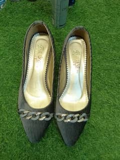 size 7 women's pumps