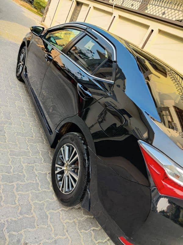 Toyota Corolla Altis 2018 3