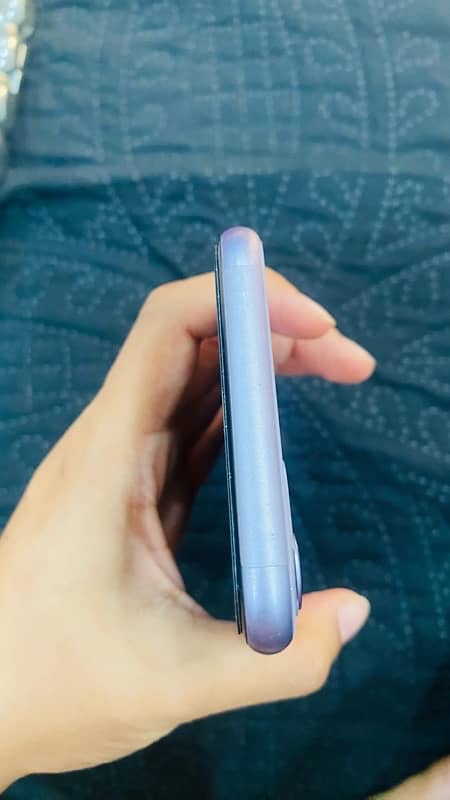 PTA approved dual sim Iphone 11 64 gb with box purple 4