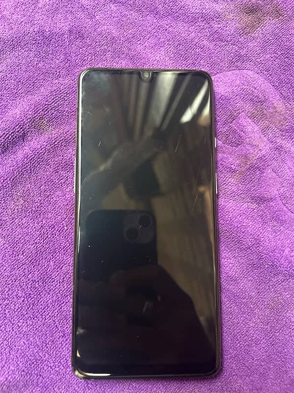 one plus 7t   8/128  shiny black colour 4