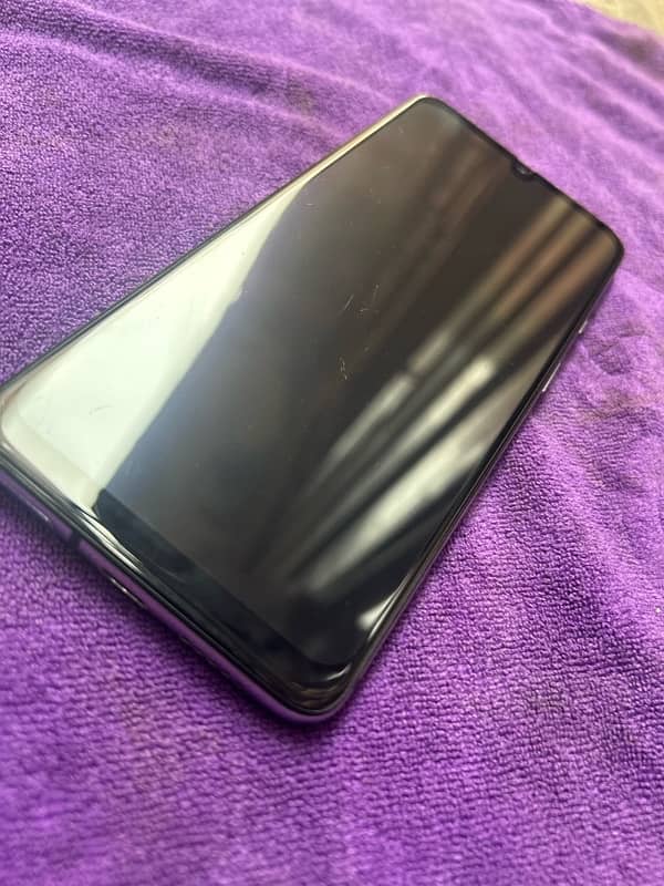 one plus 7t   8/128  shiny black colour 5