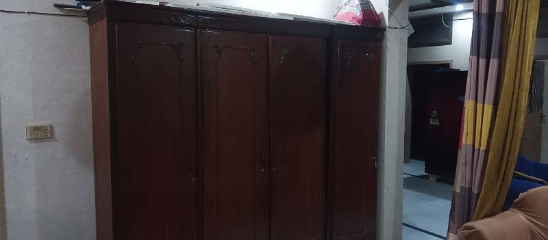 4 Door Good Condition Wardrobe 4