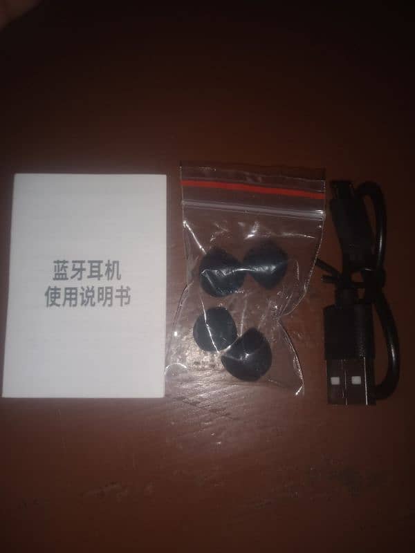 BQ40 TWS Wireless Gaming Bluetooth Earphones 3